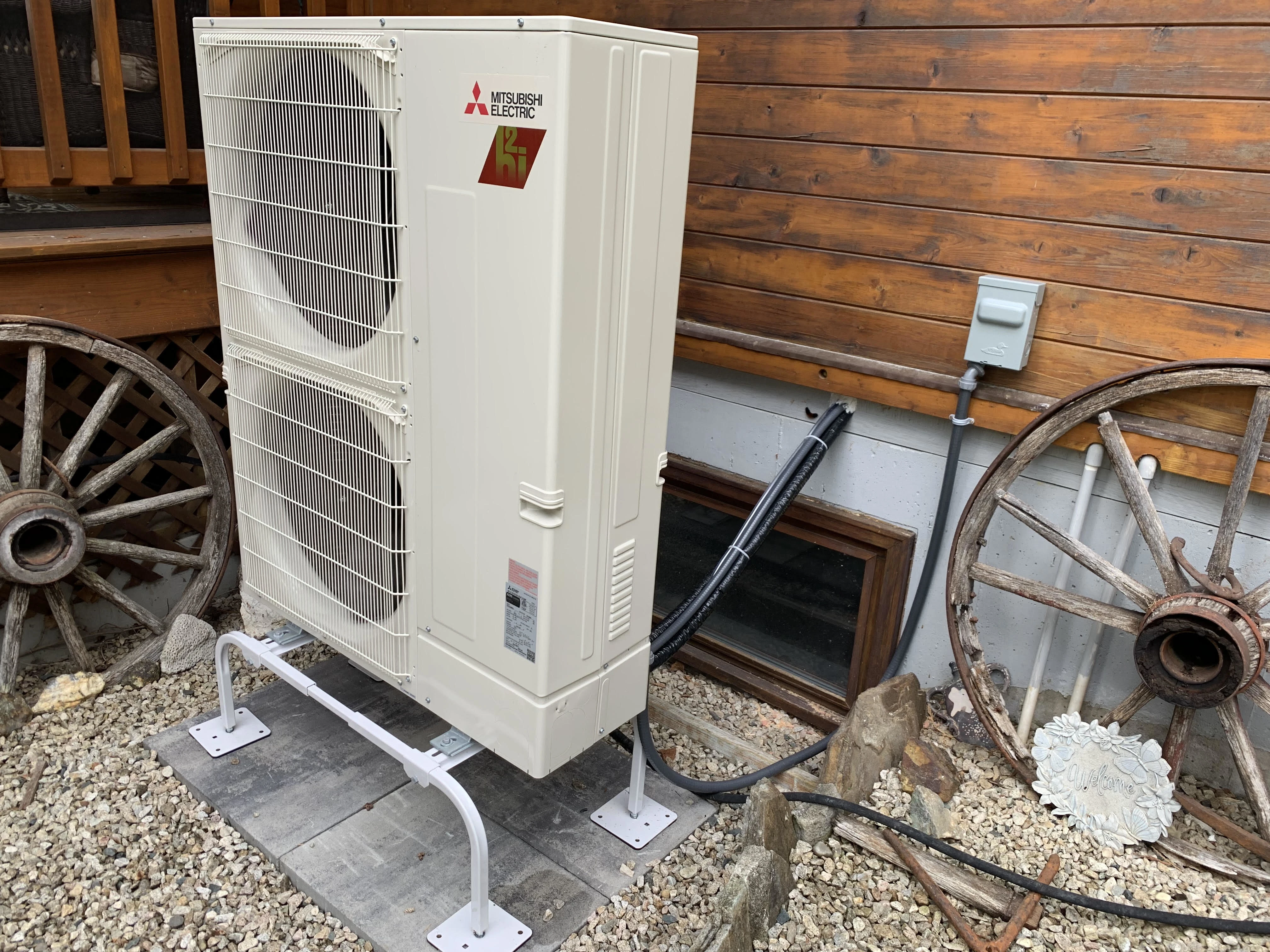 Outdoor Heat Pump